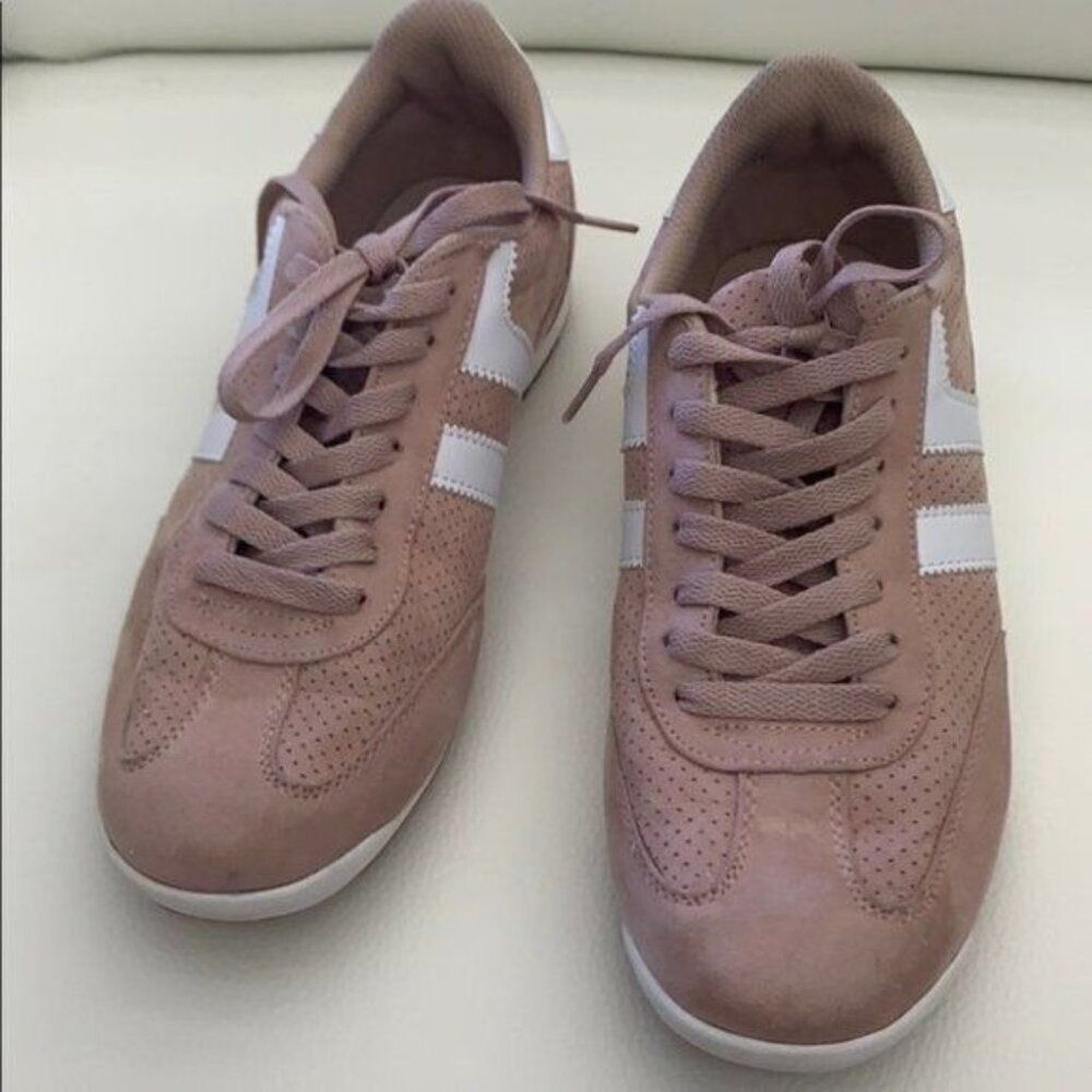 Just Fab Karla Women Blush White Suede Sneakers Size 8.5